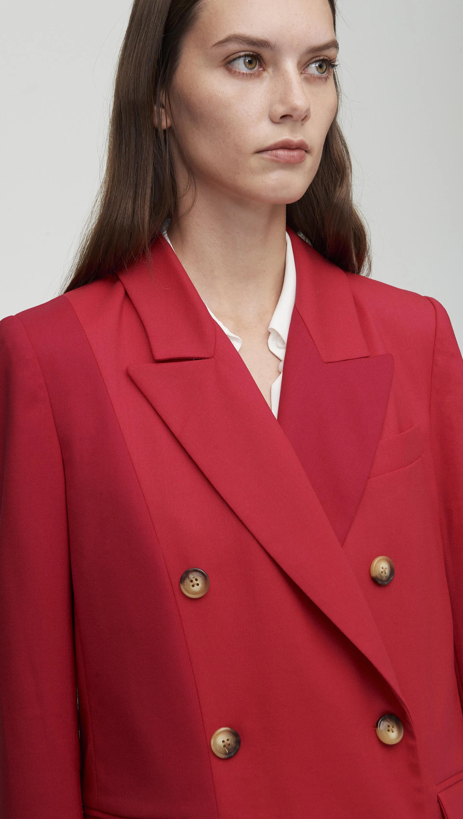 Colorblocked Peak Lapel Blazer in Seasonless Wool | Raspberry/Cranberry