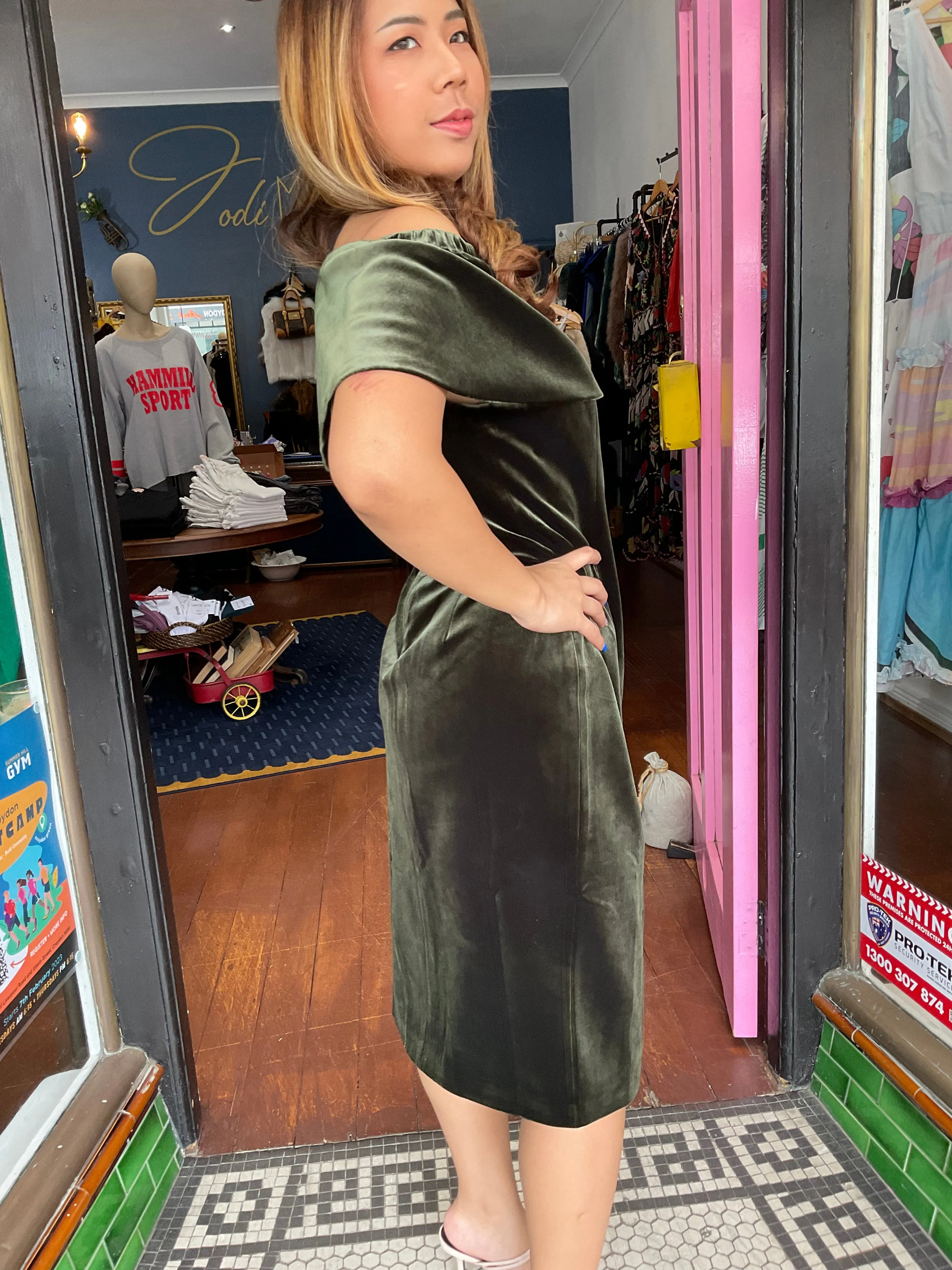 Kamare Ariane Velvet Dress - Olive