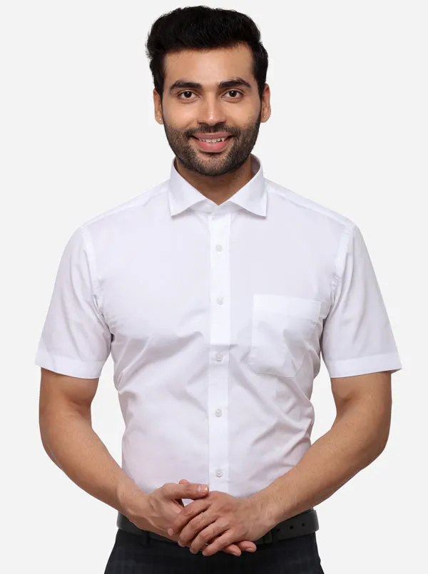 White Solid Smart Fit Formal Shirt | JadeBlue